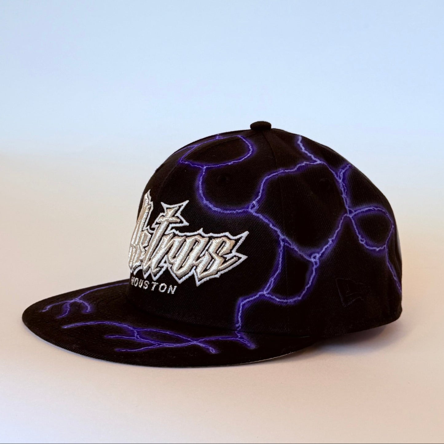 Persona Astros Fitted - Purple/Black